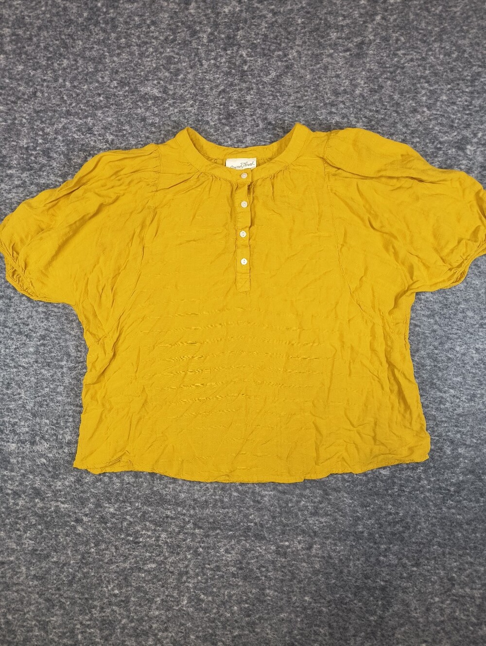 Universal Threads mustard yellow puff sleeve blouse shirt, women's large